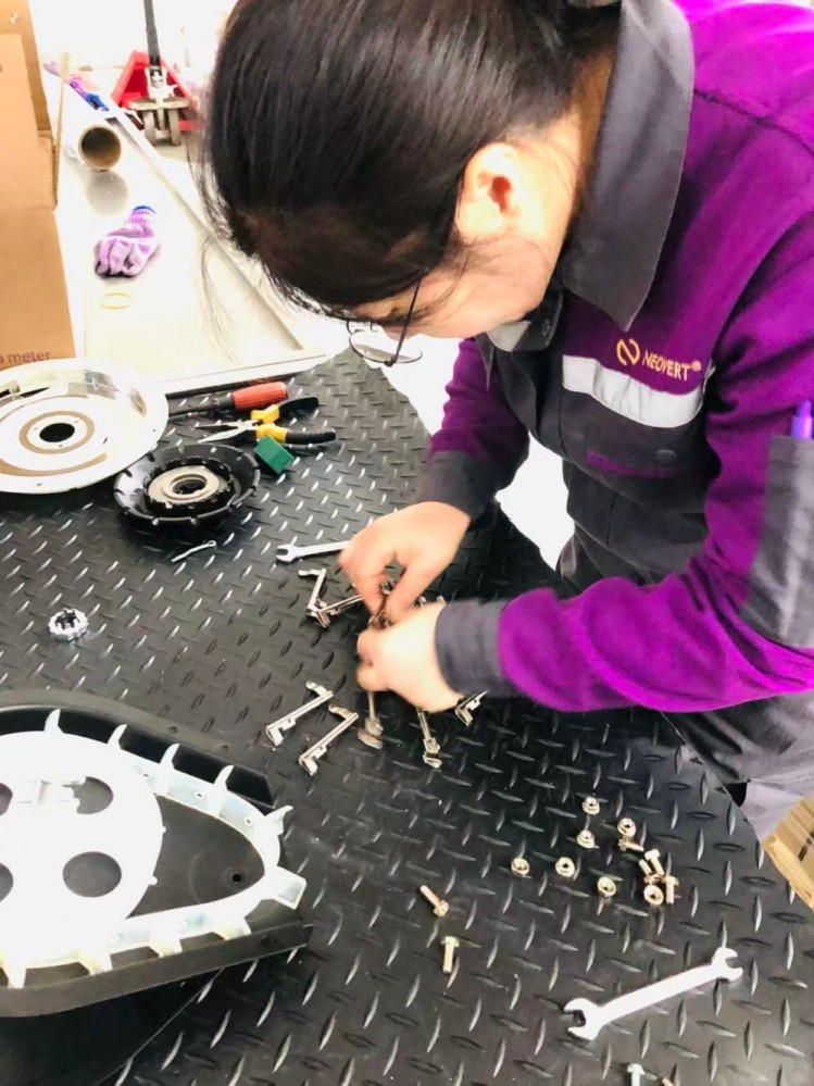 Neovert Seeder Assembly1
